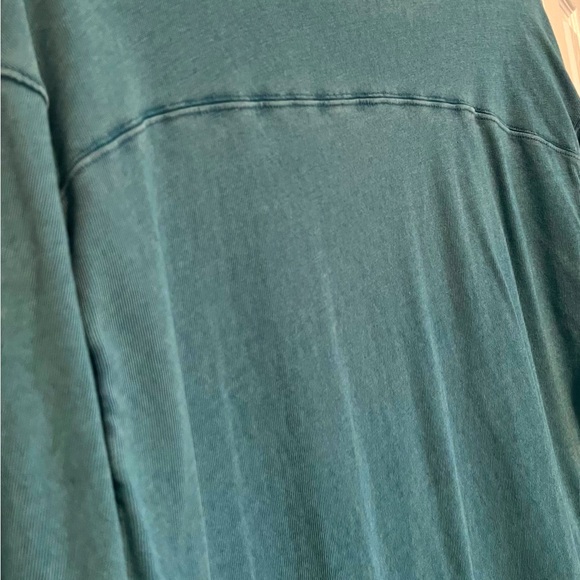 PINK Victoria’s Secret 3/4 Sleeve Blue Washed Light weight Shirt - Picture 4 of 6